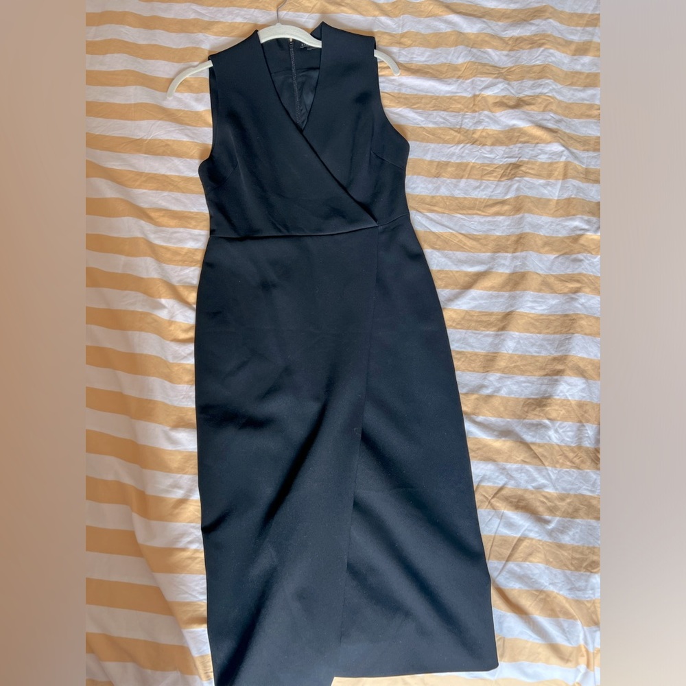 Alice + Olivia size 6